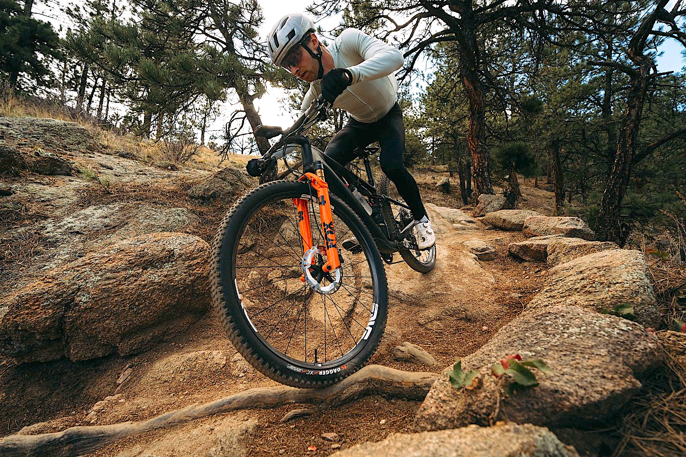 Kenda Dagger XC mountain bike tires